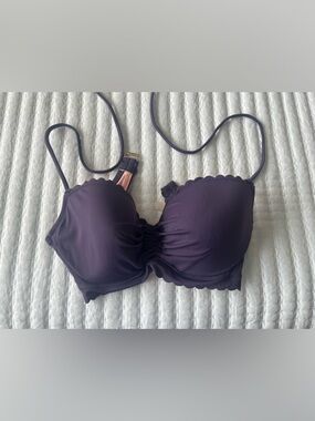 Victoria Secrets Purple Bikini Top Sz 34C